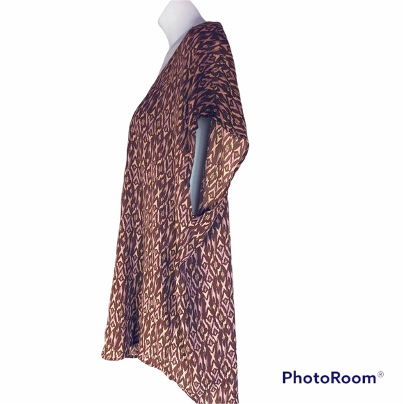 Torrid women brown pink top Aztec pattern, v back slit, sleeveless Sz 3X - Picture 5 of 14